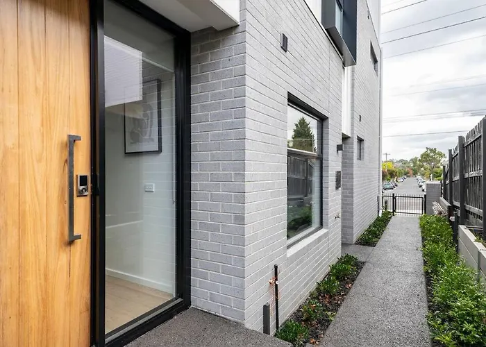 3 Bedroomtownhouse-Free Parking
